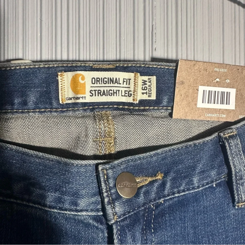 Carhartt NWT Original fit Straight leg Blaine jeans women’s 16W